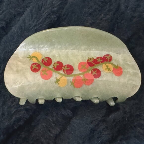 FRASIER STERLING Tomatoes on Vine Hair Claw Clip - Pearlescent Green - Picture 9 of 11